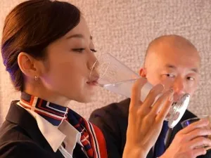 Trước ngày cưới – tập 3: bố dượng an ủi con gái phát hiện bị cắm sừng