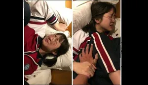 Nữ học sinh dễ thương có niềm đam mê cosplay ở trường học